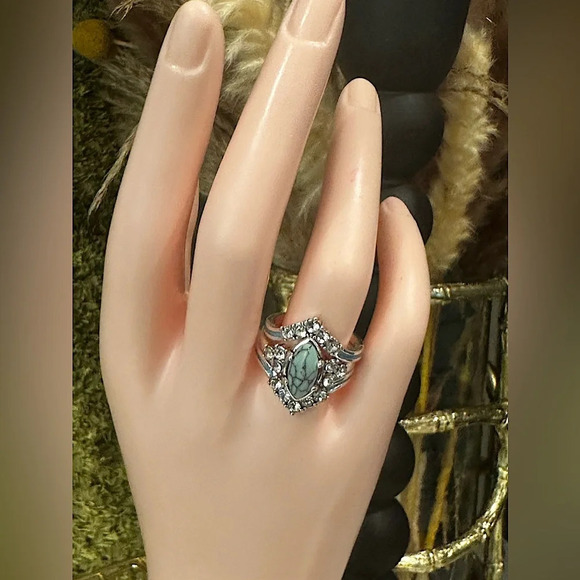 NIB-3 Pieces/Set Multilayer Hollow Turquoise Ring W/ Delicate Moissanite - Picture 3 of 7